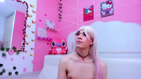 Snapshot of daripqueen chatting on March 7, 5:38 pm DaripQueen online show from March 7, 5:38 pm