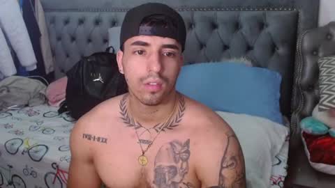 Darius Phoenix  online show from February 19, 12:11 pm