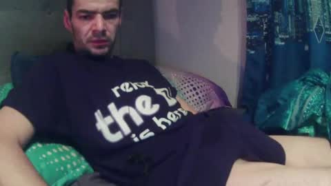 dark377 online show from December 28, 6:39 am