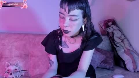 Dark online show from October 25, 9:59 pm