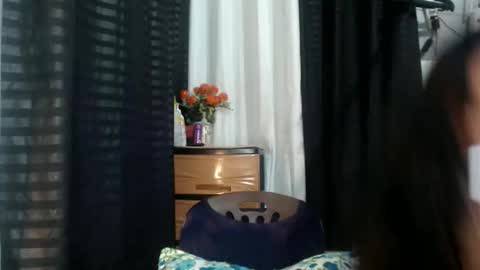 yushico online show from October 31, 12:22 am