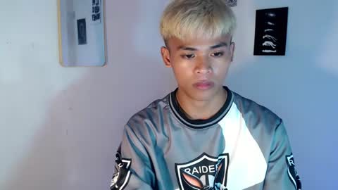 dark_babe online show from August 2, 5:20 am