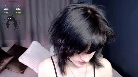Snapshot of dark_vamp_ chatting on October 2, 1:10 pm Vamp online show from October 2, 1:10 pm