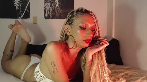 Snapshot of darkkprincess chatting on January 3, 9:15 pm Angel online show from January 3, 9:15 pm
