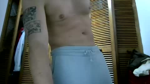 darklas99 online show from July 17, 8:27 am