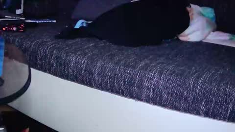 darkm90 online show from November 3, 5:47 pm