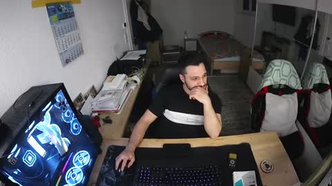 Snapshot of darkschneider_ chatting on January 21, 5:30 pm darkschneider_ online show from January 21, 5:30 pm