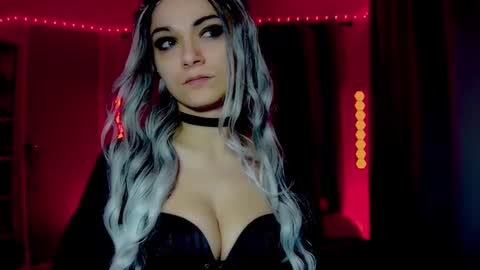 roseredgoddess online show from February 5, 2:37 am