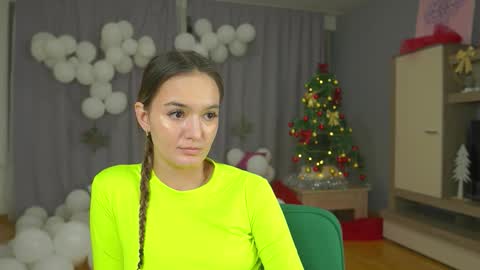 Reatha online show from January 6, 5:39 pm