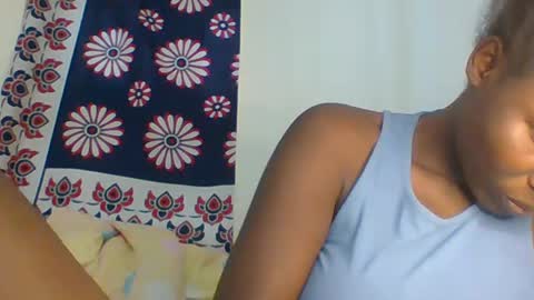 darling_dreamer2 online show from August 2, 3:41 am