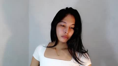 Snapshot of darling_sweetheartxx chatting on October 9, 6:24 pm YOUR ATHENA online show from October 9, 6:24 pm