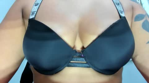 Darsha online show from April 17, 2:47 am