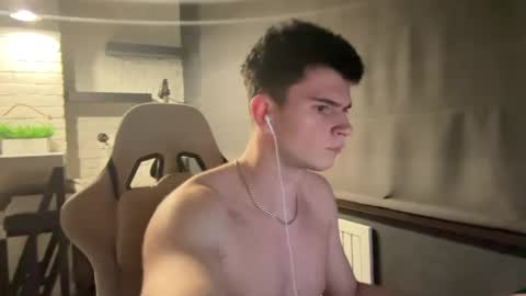 dartallo online show from April 28, 9:41 pm