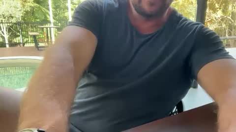 dartanian0001 online show from October 14, 6:38 am