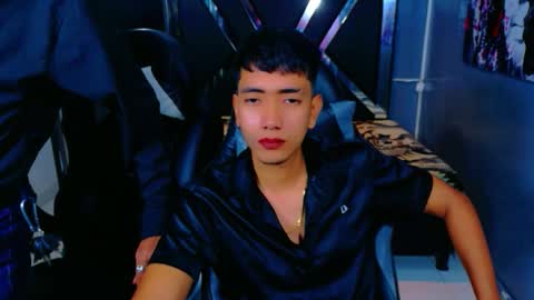 darwinandbrayan online show from November 23, 3:04 am