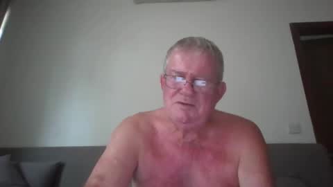 darwincock online show from May 26, 1:44 am