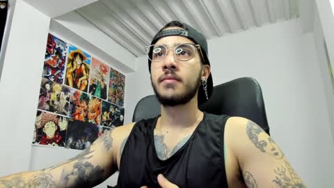 dash lowell   online show from December 13, 11:02 am