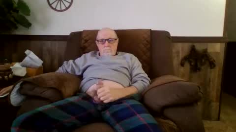 dave571960 online show from November 2, 1:11 pm