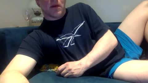 daveb709709709 online show from May 23, 2:07 am