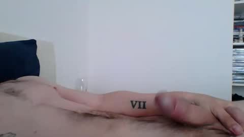 Davie L online show from April 22, 9:05 am