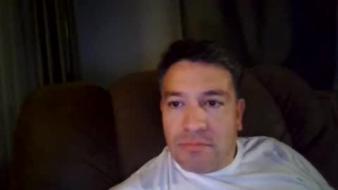 Snapshot of david334422 chatting on October 18, 2:27 am david334422 online show from October 18, 2:27 am