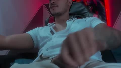 david__ox online show from February 14, 9:28 pm