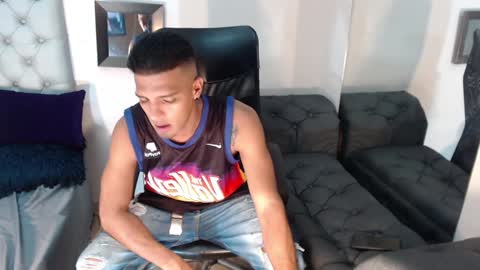 david_bandercock online show from December 22, 11:11 am