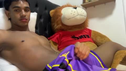 david_hot44 online show from May 31, 6:23 am