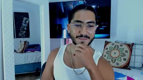 Hey im David that loves to explore and speak their fantasies. Very open talktative and nice. Feel free to chat with me online show from February 25, 1:31 am