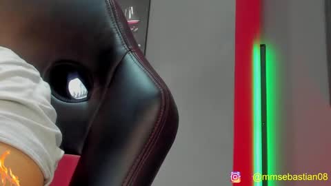 David Jons online show from April 1, 2:34 am