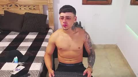 luis online show from November 12, 9:33 am