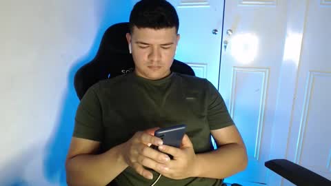 Snapshot of david_smit_ chatting on September 25, 3:57 am david smit online show from September 25, 3:57 am