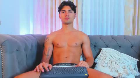 davidaponte online show from February 5, 11:28 pm