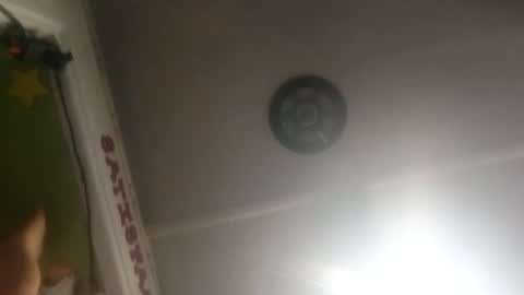 davidjc75 online show from November 9, 5:15 pm