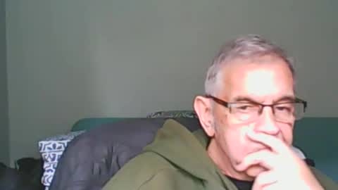 davygravy online show from June 2, 4:14 am