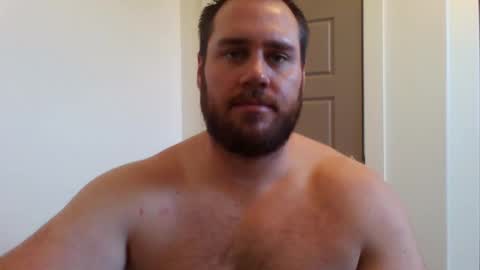 Snapshot of deadlifts_donuts chatting on January 16, 9:40 pm DeadliftsDonuts online show from January 16, 9:40 pm