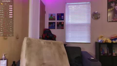 Rat online show from November 20, 3:31 pm