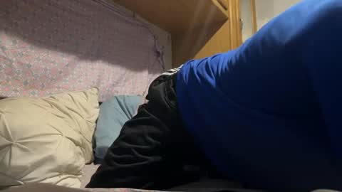 deafguyproud69 online show from March 18, 3:34 am