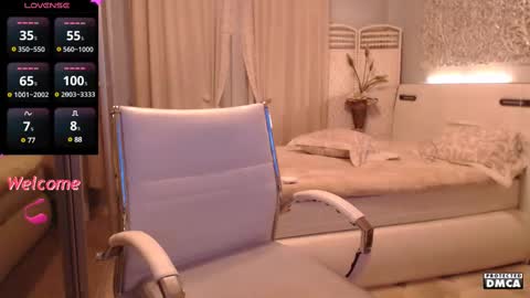 DeaLux  online show from February 22, 5:13 pm