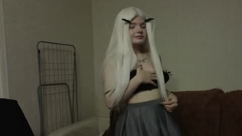 Camille online show from May 6, 5:30 pm