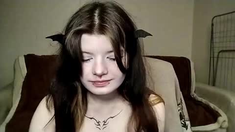 Camille online show from May 8, 5:18 pm