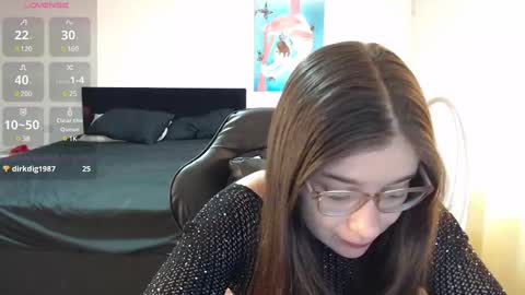 Snapshot of dearlilith6666 chatting on February 24, 1:42 pm dearlilith6666 online show from February 24, 1:42 pm