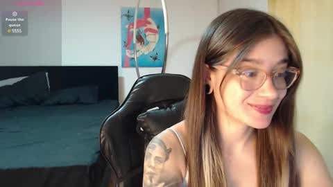 Snapshot of dearlilith6666 chatting on February 2, 11:53 pm dearlilith6666 online show from February 2, 11:53 pm