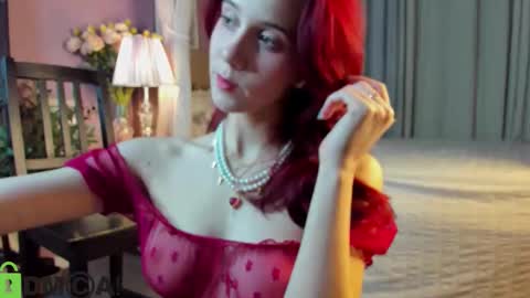 Emily GMT2 Mon 10 AM - 4 PM Wed 10 AM - 4 PM Thu 10 AM - 4 PM Fri 10 AM - 4 PM Sat 10 AM - 4 PM online show from December 14, 5:30 pm