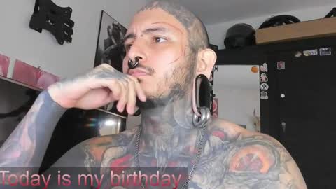    online show from March 6, 6:05 pm