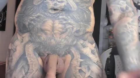    online show from February 25, 6:01 pm