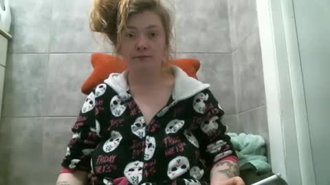 DEBBIE online show from April 15, 6:22 pm