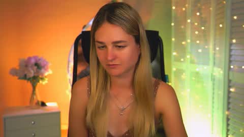 Debora online show from May 16, 3:25 am