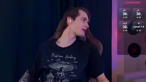 Samuel online show from February 20, 6:32 pm