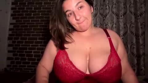 SassyNove online show from March 26, 9:31 pm